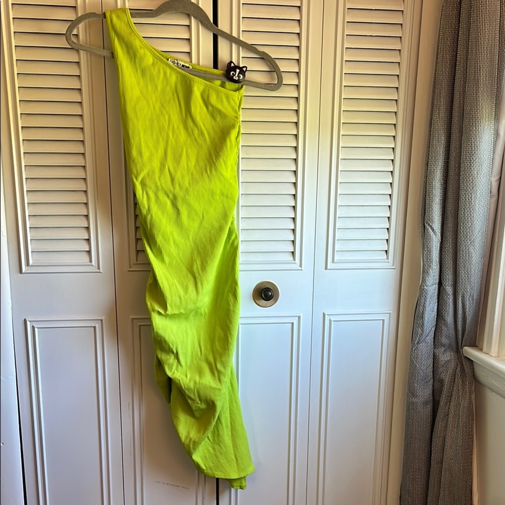 Fashion Nova Lime One-Shoulder Midi Dress